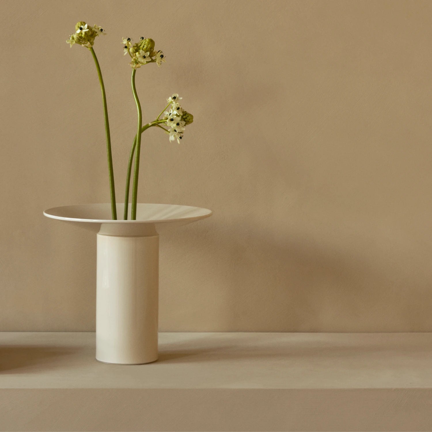 Audo Copenhagen Hana Vase 10.2” | Ashen - KANSO#Color_10.2” | Ashen