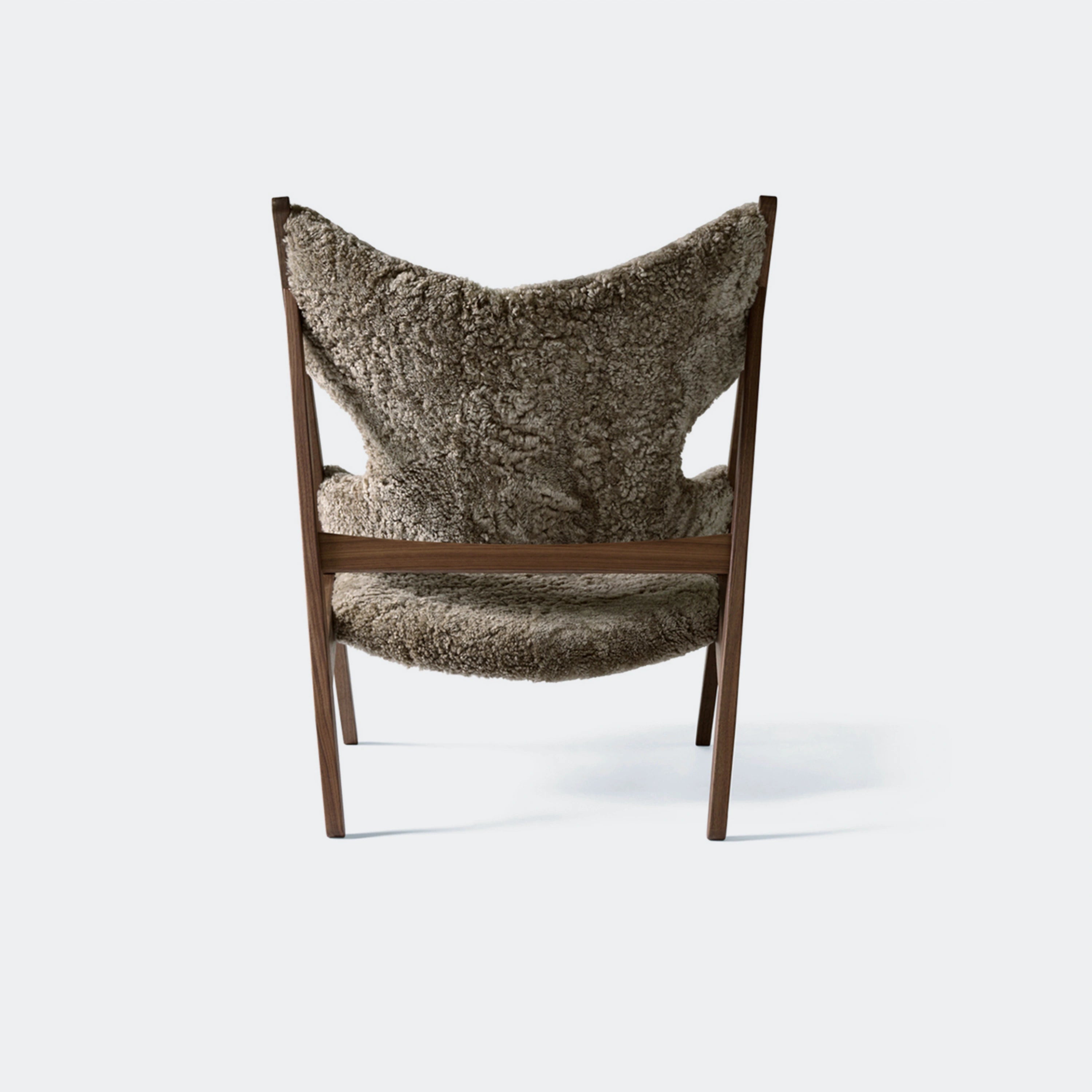 Audo Copenhagen Knitting Chair, Sheepskin Upholstery Made To Order Walnut/Sahara - KANSO#Frame/Fabric Color_Walnut/Sahara
