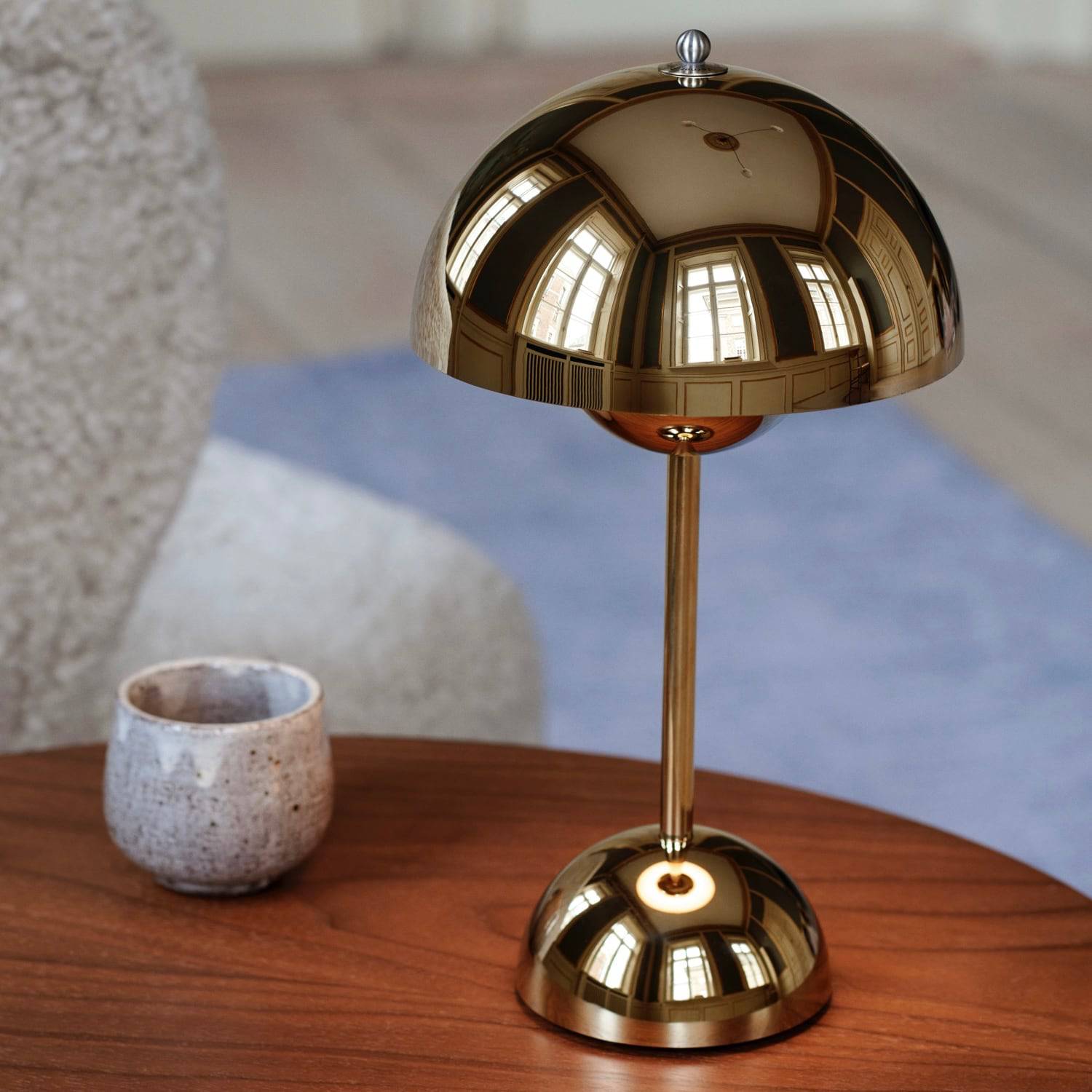 &Tradition Flowerpot VP9 Portable Table Lamp Brass-Plated - KANSO#Color_Brass-Plated